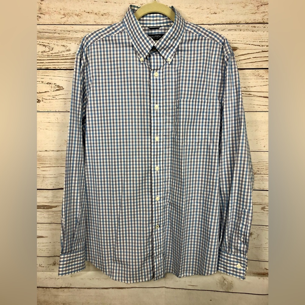 Nautica men’s long sleeve button down shirt